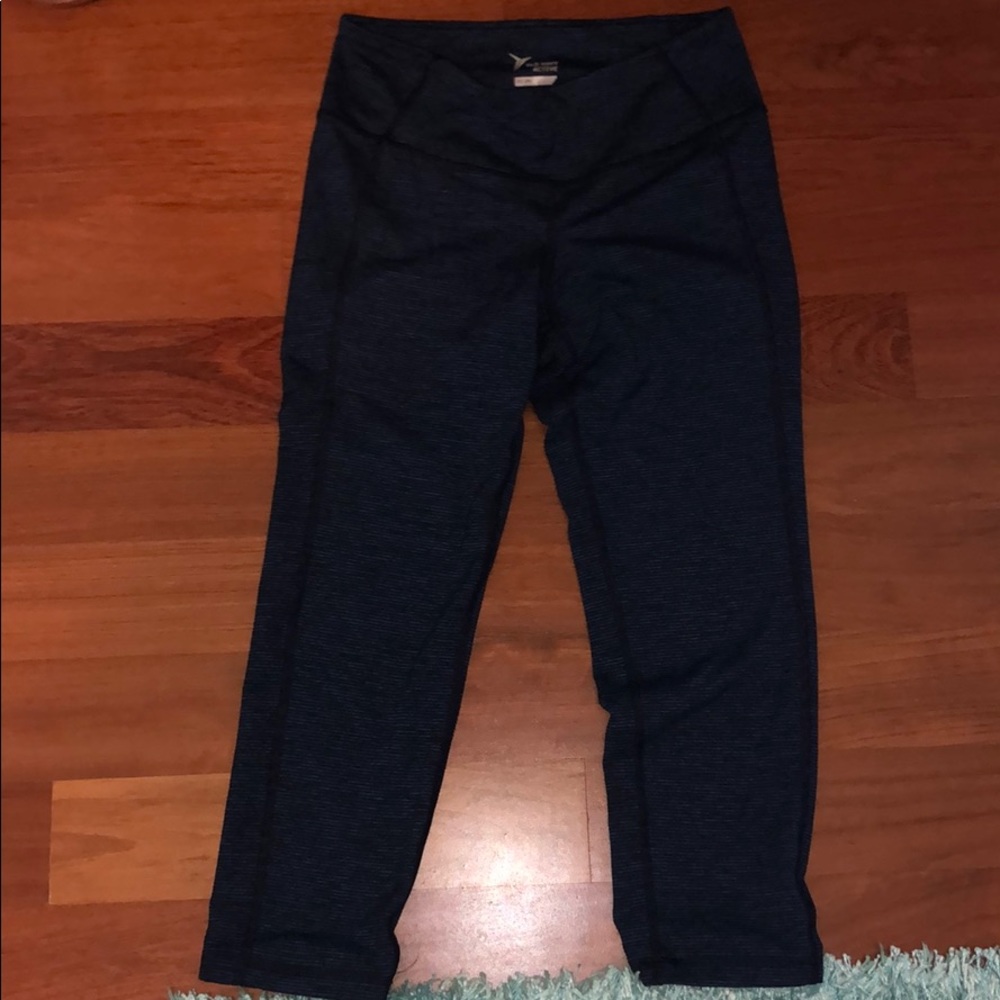 Old Navy Cropped Leggings